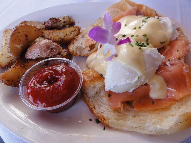 Fresh Fish Benedict - Smoked Salmon